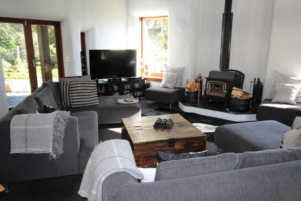 The Paddock Straw Bale Luxury Holiday House Arthurs Point Extérieur photo